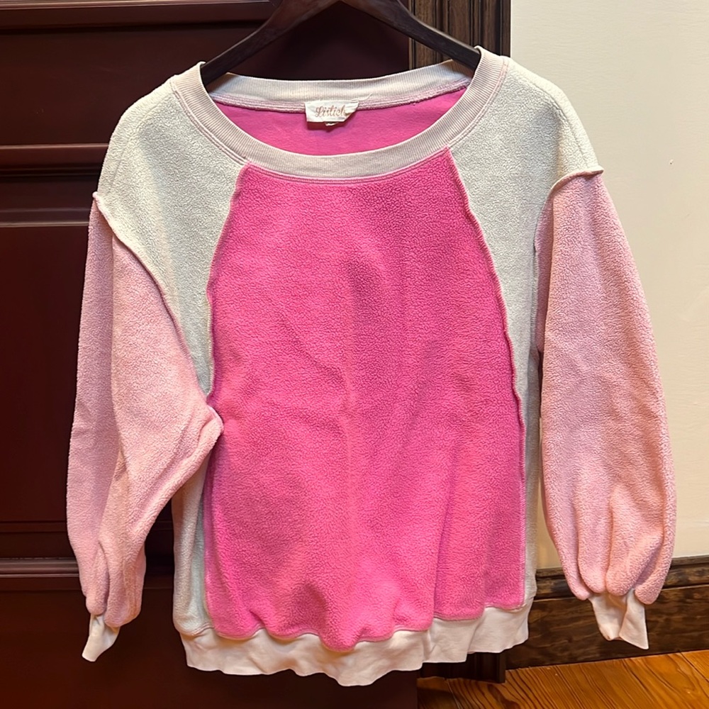 VICI oversize pink sweatshirt